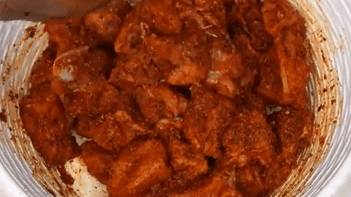 Added grounded powder in restaurant style chicken fry 