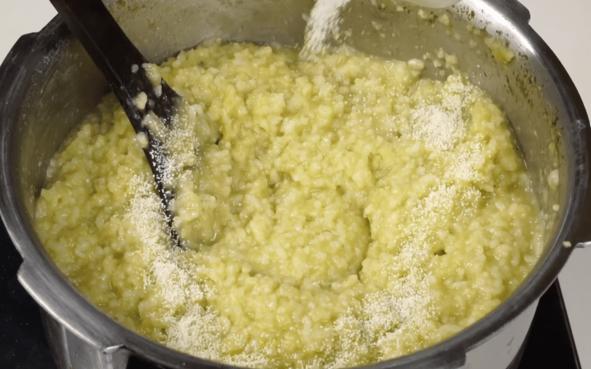 pongal 8 Add rava in ven pongal
