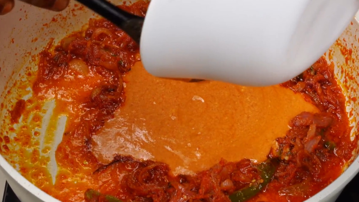 Chicken biriyani - add sauce Add curd mixture for Chicken 65 biriyani