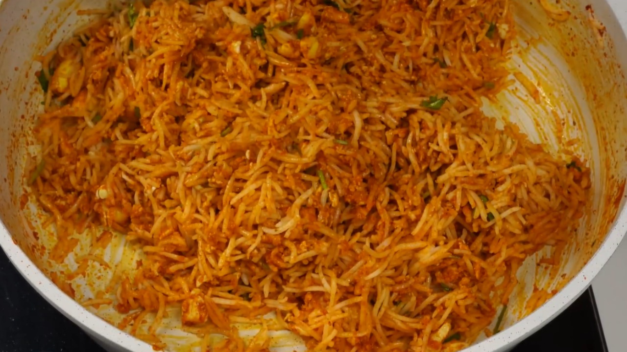 Egg Garlic Fried Rice Serving