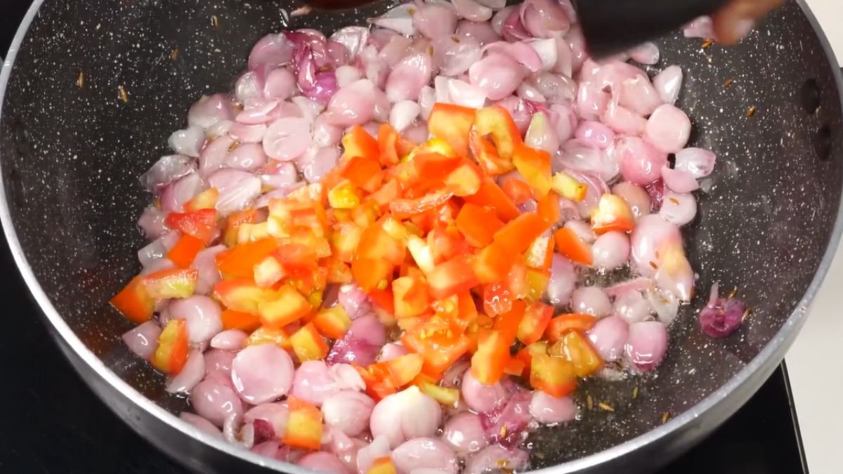 Tomato on chicken Podimas recipe