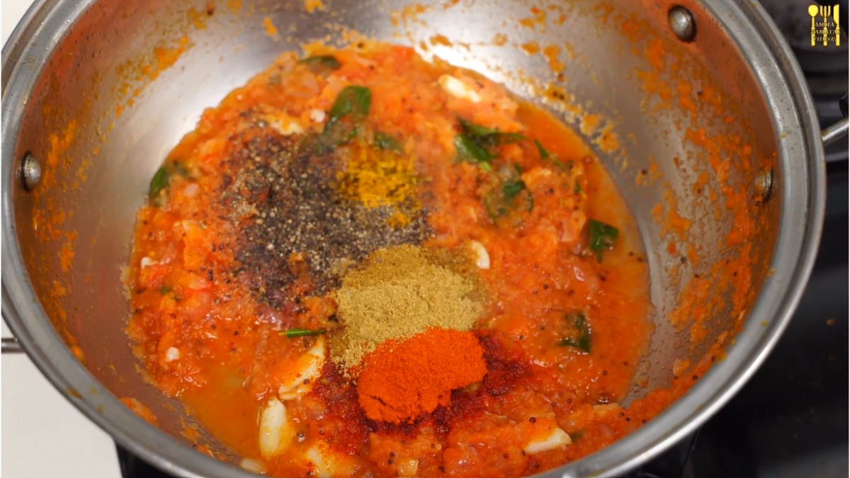 Nethili Meen Kulambu Add masala