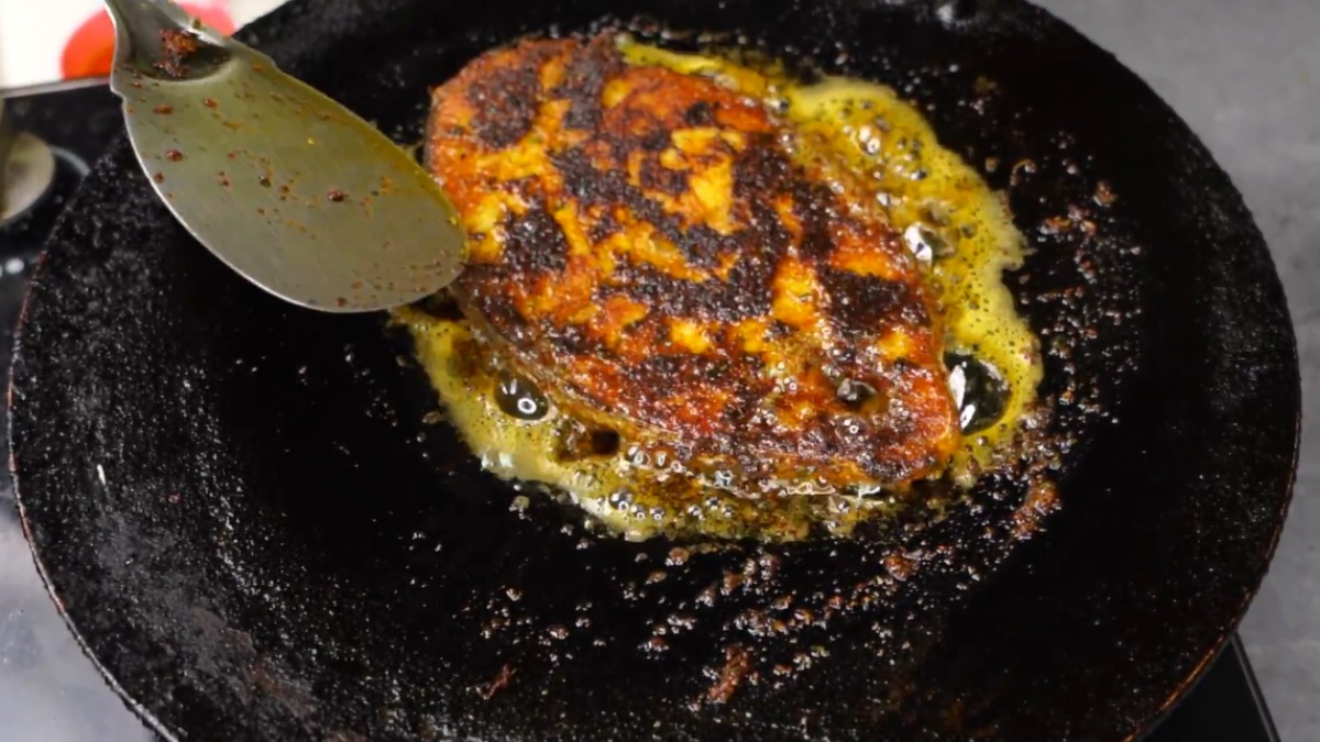 Serve the Vanjaram Fish fry 