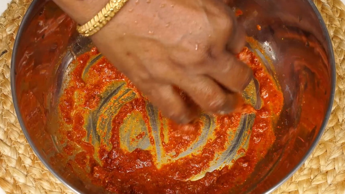 Mix fish fry masala for fish curry
