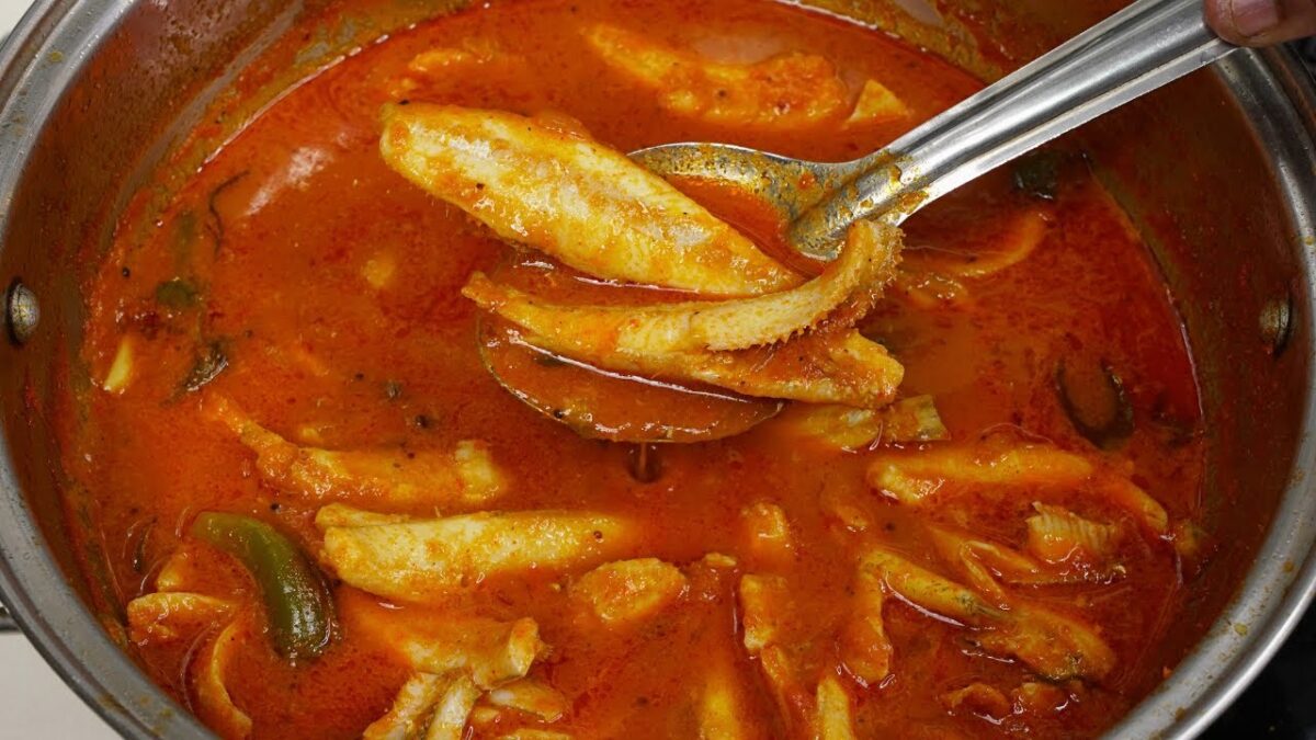 Nethili Fish Kulambu