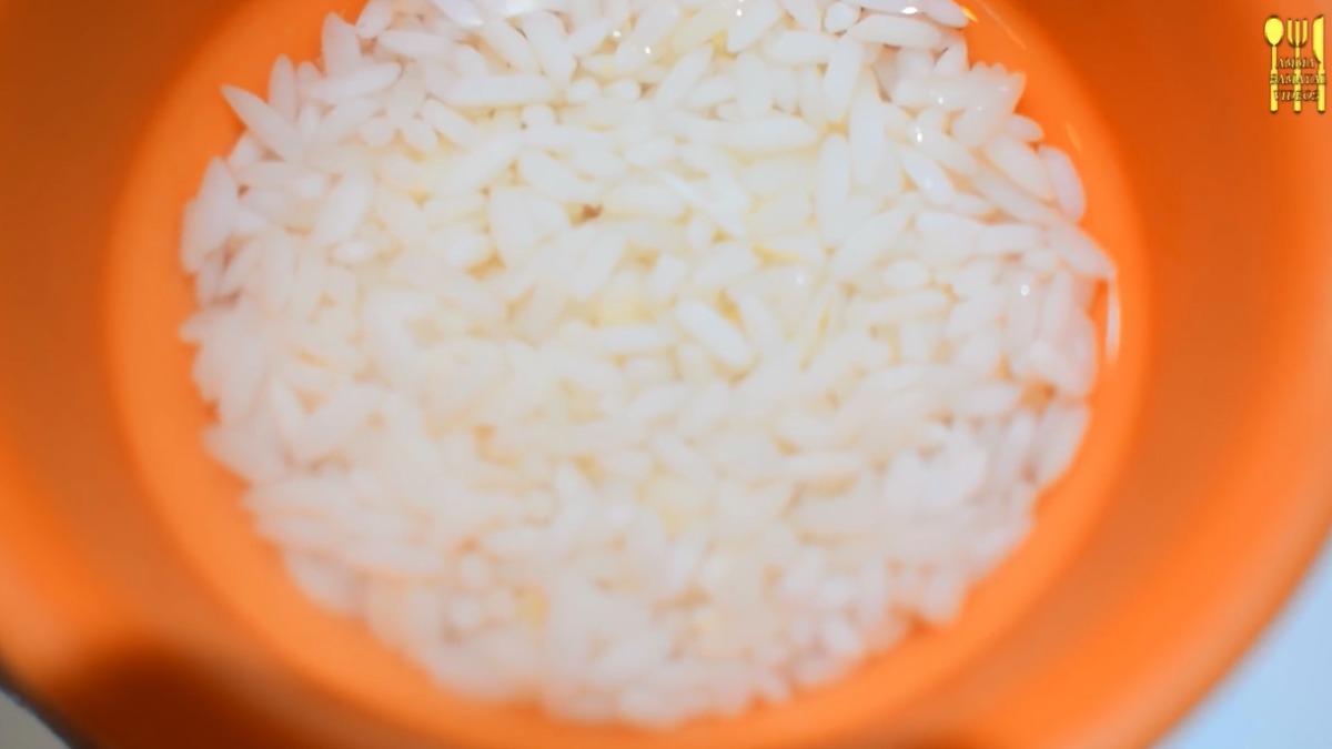 mor Kulambu Raw rice