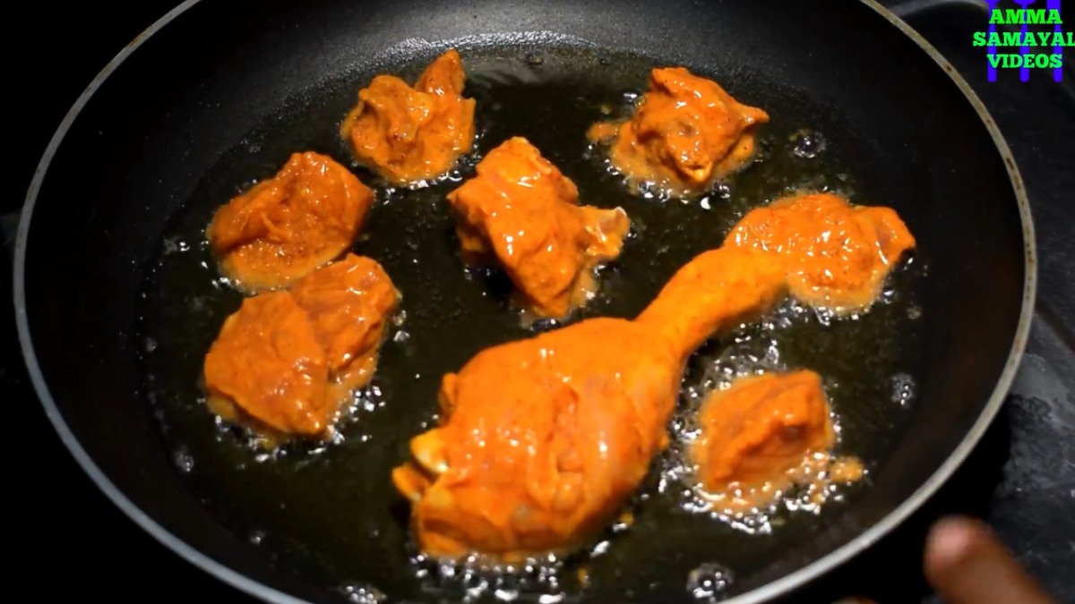 Fried Chicken - fry the chicken