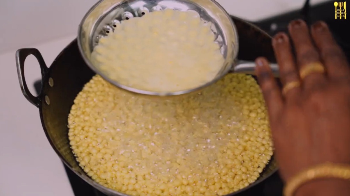 Motichoor Ladoo - Fry the boondi